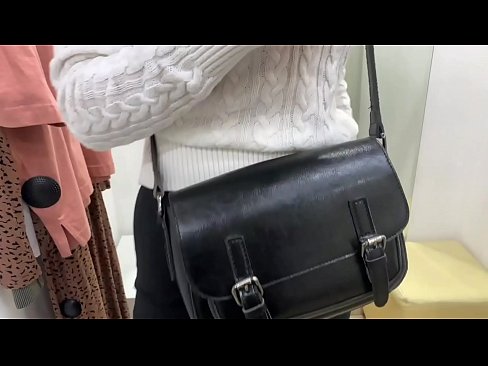 ❤️ خودارضایی عمومی عوضی جوان FeralBerry با دیلدو در اتاق تناسب ️❌ پورنو روسی در پورنو fa.porngifer.ru ❌️❤